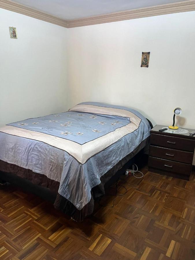 Habitaciones Privadas Novillo Кочабамба Екстер'єр фото